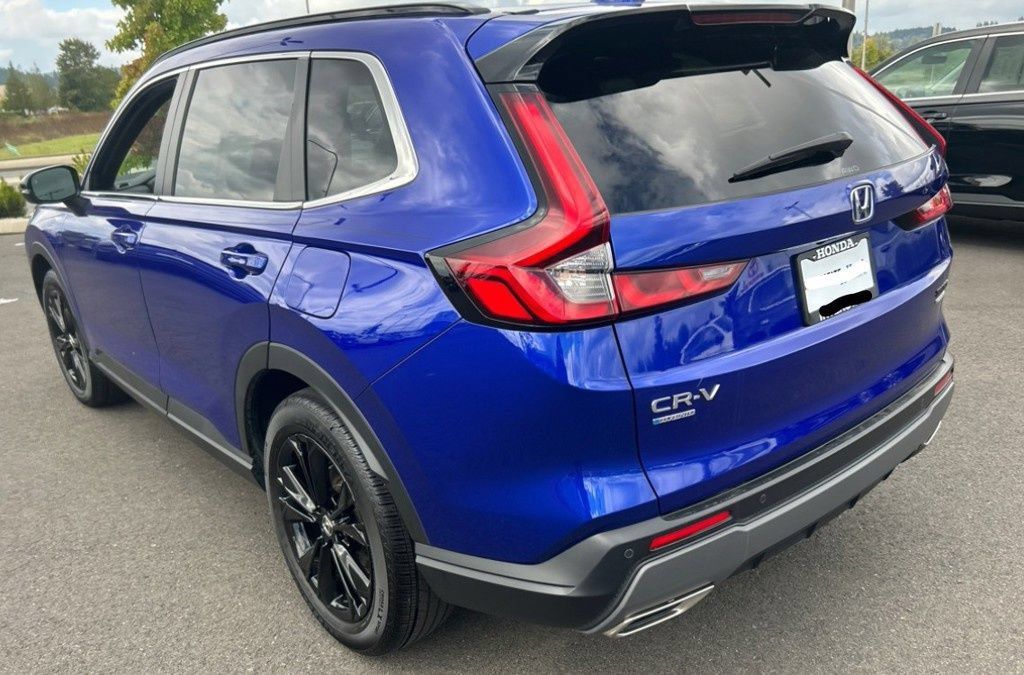 Used 2025 Honda CR-V Sport Touring image 6