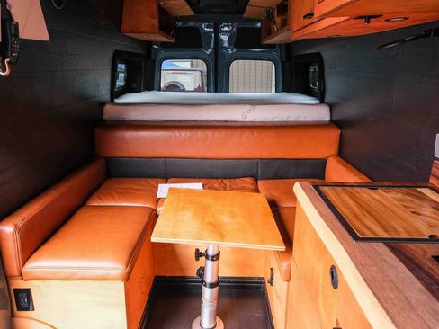 Used 2023 Mercedes-Benz Sprinter 2500 image 20