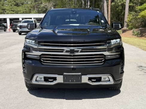 Used 2019 Chevrolet Silverado 1500 High Country w/ Technology Package image 8