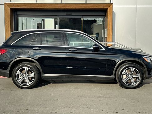 Used 2022 Mercedes-Benz GLC 300 GLC 300 image 8