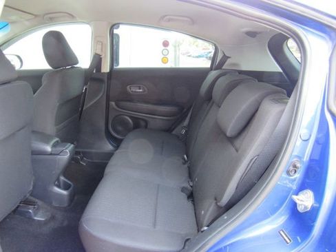 Used 2018 Honda HR-V LX image 15