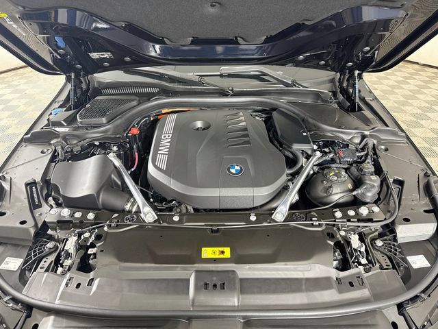 New 2027 BMW 550e xDrive w/ Premium Package AWD/4WD image 31