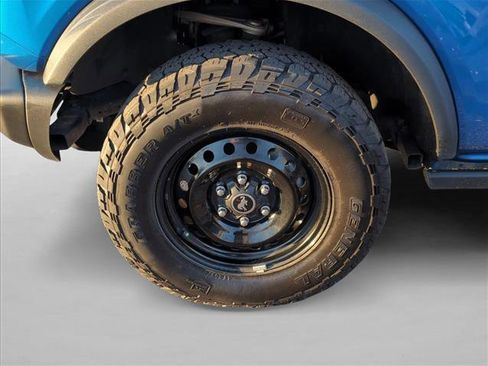 Used 2023 Ford Bronco Black Diamond image 25