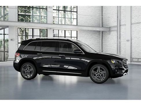 New 2026 Mercedes-Benz GLB 250 4MATIC image 14