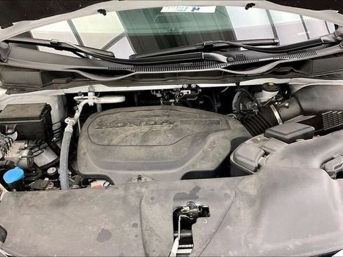 Certified 2025 Honda Odyssey Touring image 29