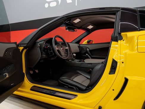 Used 2010 Chevrolet Corvette ZR1 w/ Preferred Equipment Group RWD image 43