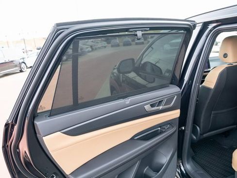 New 2026 Volkswagen Atlas Cross Sport SEL R-Line image 13