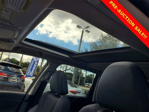 Used 2023 Subaru Forester Premium image 16