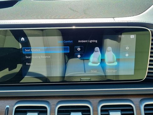 Certified 2023 Mercedes-Benz GLE 450 4MATIC image 19