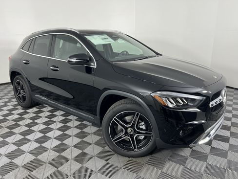 New 2026 Mercedes-Benz GLA 250 4MATIC image 2