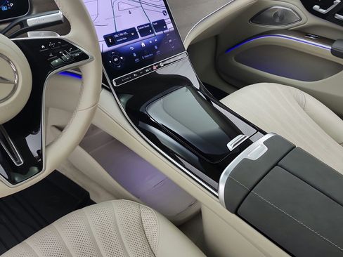 Certified 2022 Mercedes-Benz EQS 450+ Sedan image 12