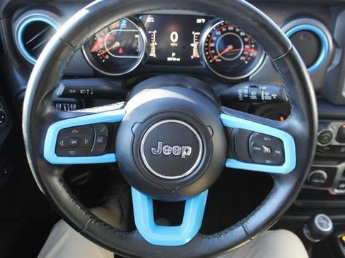 Used 2022 Jeep Wrangler Sport S image 11