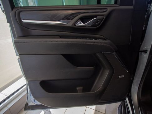 Used 2024 GMC Yukon Denali image 8