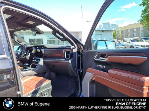 Used 2025 GMC Sierra 1500 Denali Ultimate AWD/4WD image 10