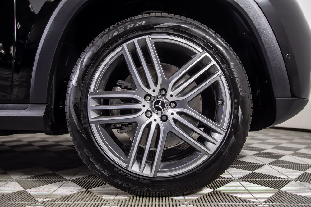 Used 2026 Mercedes-Benz GLS 450 4MATIC image 46