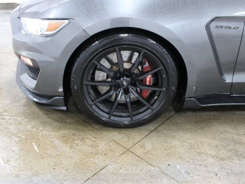 Used 2016 Ford Mustang Shelby GT350 w/ Technology Package RWD image 30