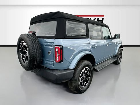 Used 2025 Ford Bronco Outer Banks AWD/4WD image 7