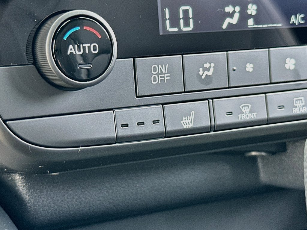 New 2026 Subaru Outback Limited AWD/4WD image 21