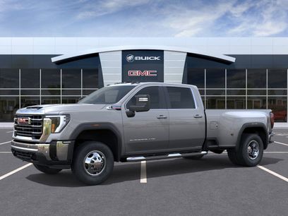 New 2026 GMC Sierra 3500 SLE