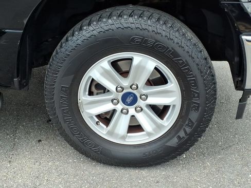 Used 2018 Ford F150 XLT w/ Trailer Tow Package AWD/4WD image 9