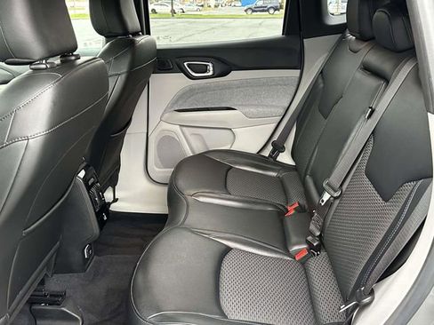 Used 2023 Jeep Compass Latitude w/ Sun and Sound Group image 10