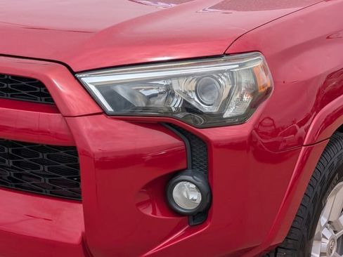 Used 2017 Toyota 4Runner SR5 Premium AWD/4WD image 7