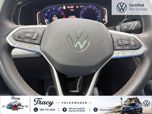 Certified 2022 Volkswagen Taos SEL AWD/4WD image 14