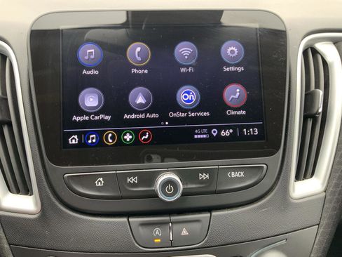 Used 2024 Chevrolet Malibu LT FWD image 32