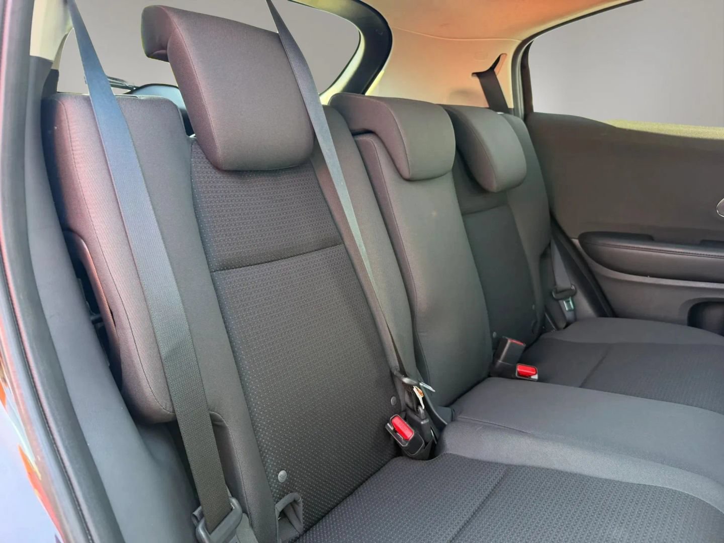 Used 2022 Honda HR-V EX image 18