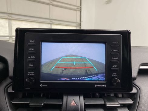 Used 2021 Toyota RAV4 XLE image 26