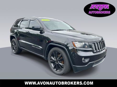 Used 2013 Jeep Grand Cherokee Altitude AWD/4WD image 1