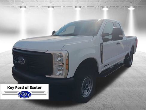 New 2026 Ford F250 XL w/ FX4 Off-Road Package image 4