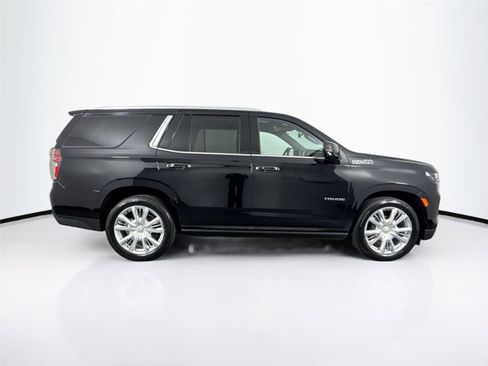 Used 2024 Chevrolet Tahoe High Country AWD/4WD image 11