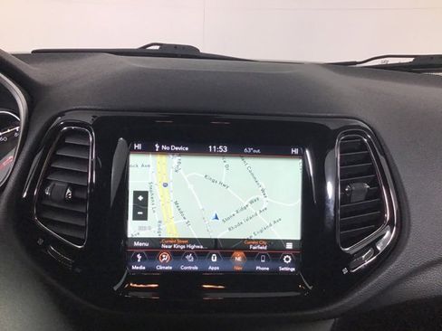 Used 2020 Jeep Compass Limited image 16