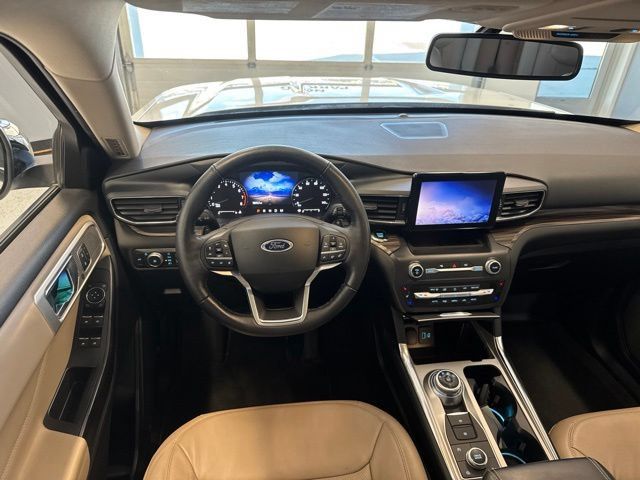 Used 2020 Ford Explorer Limited w/ Class III Trailer Tow Package AWD/4WD image 23