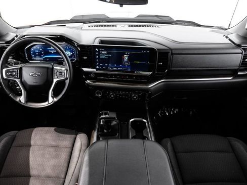 Used 2023 Chevrolet Silverado 1500 LT Trail Boss image 10