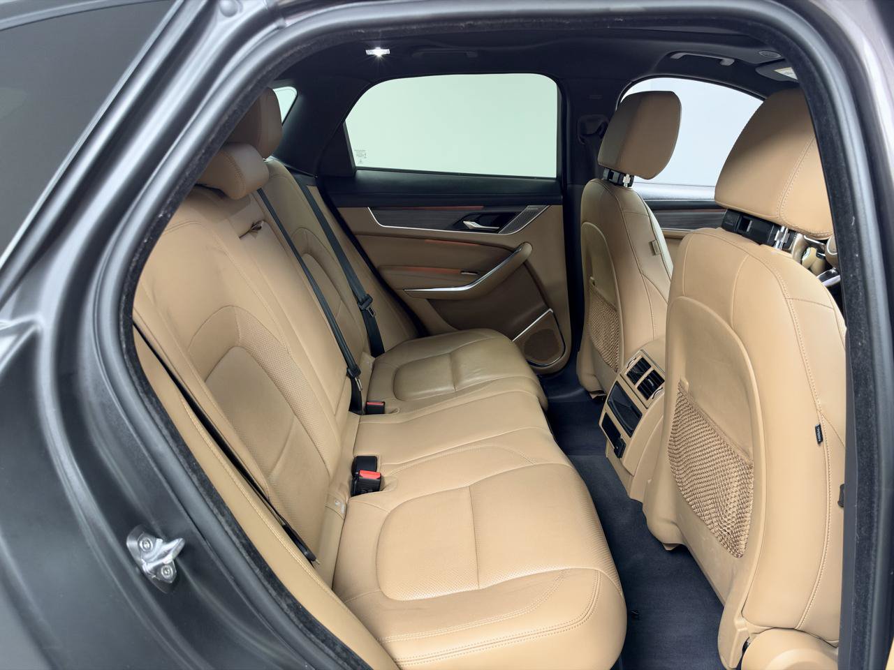 Used 2023 Jaguar F-PACE S AWD/4WD image 28