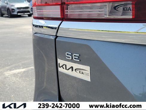 Used 2025 Volkswagen Atlas SE FWD image 10