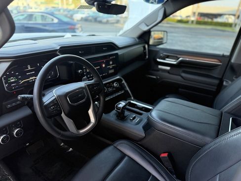 Used 2024 GMC Sierra 1500 Denali w/ Denali Reserve Package image 9