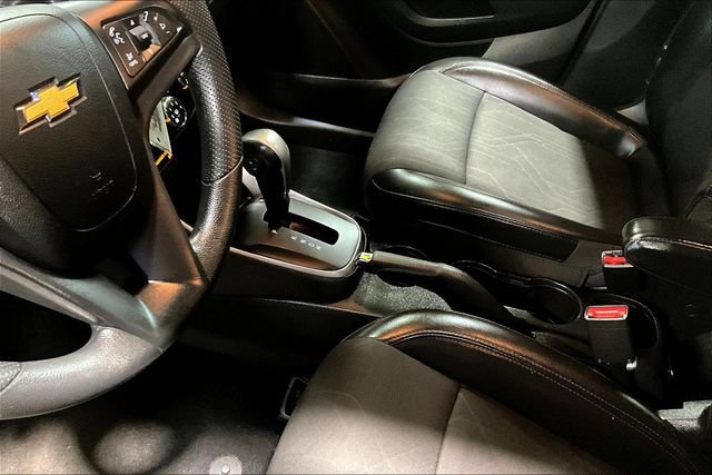 Used 2021 Chevrolet Trax LT AWD/4WD image 15