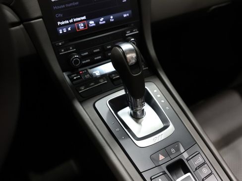 Used 2019 Porsche 911 Turbo image 40