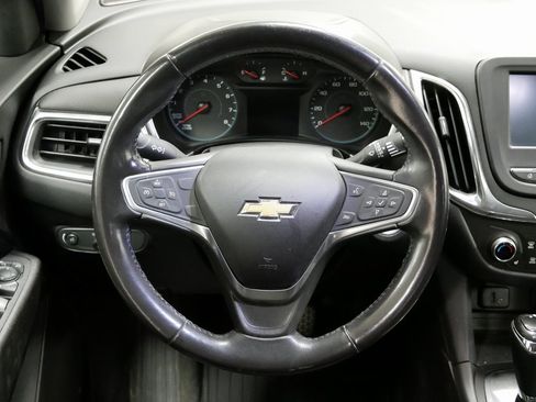 Used 2018 Chevrolet Equinox LT image 20