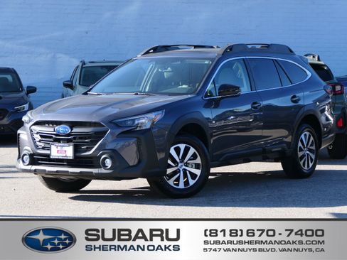 Certified 2025 Subaru Outback Premium image 1