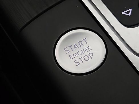 Used 2019 Audi A3 2.0T Premium image 24