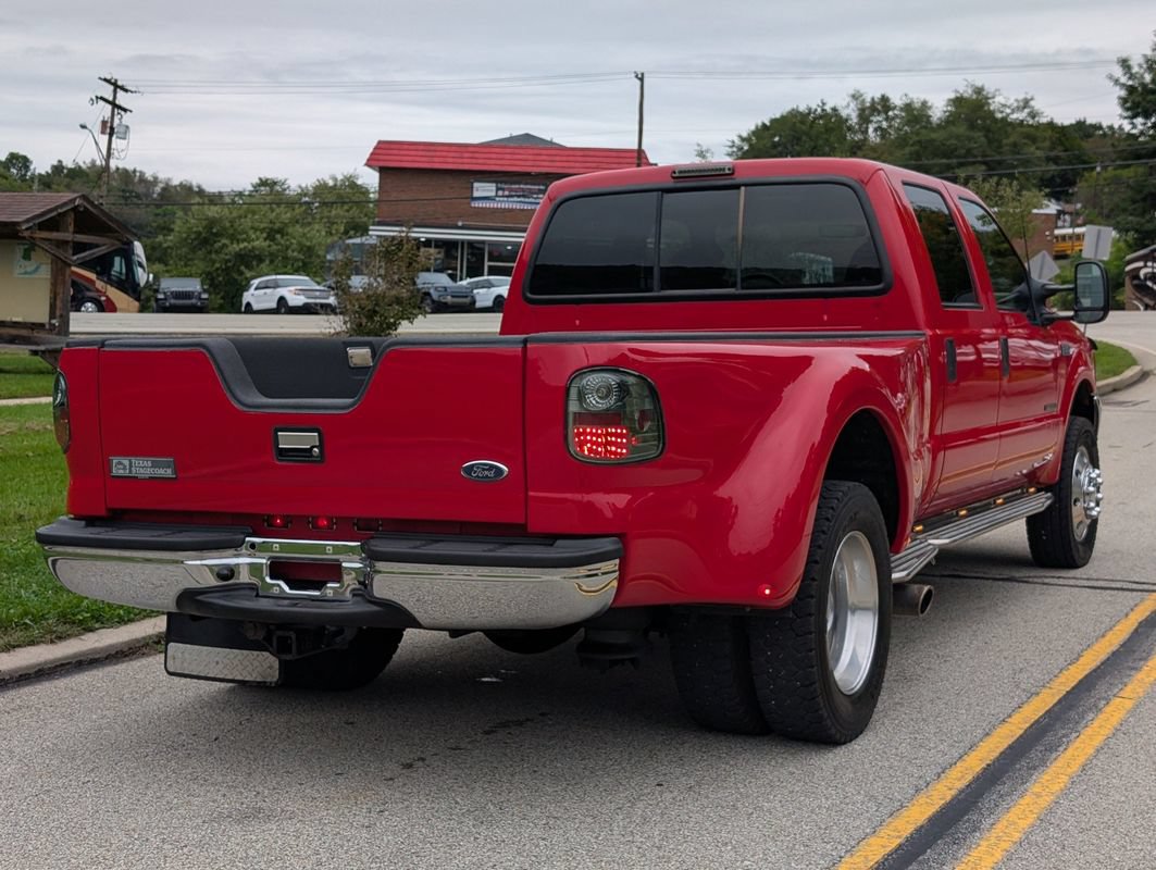 Used 2001 Ford F550 2WD Crew Cab Super Duty image 11