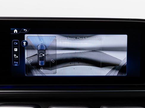 Used 2025 Mercedes-Benz GLS 580 4MATIC image 22