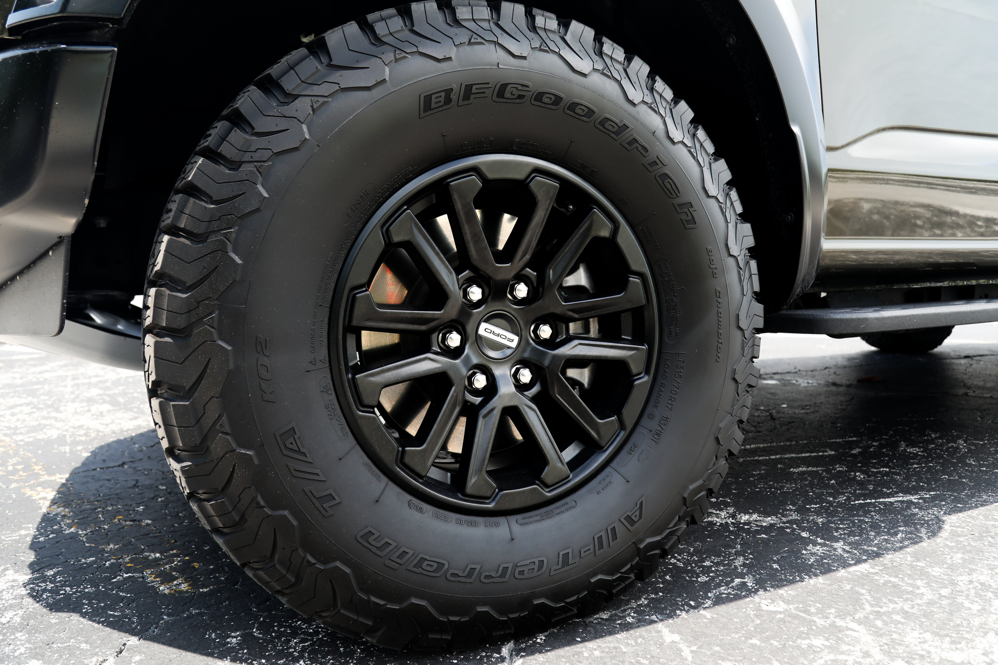 Used 2025 Ford F150 Raptor AWD/4WD image 12