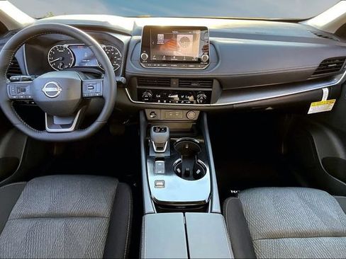 New 2026 Nissan Rogue SV FWD image 5