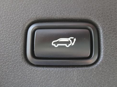 Certified 2023 Kia Sportage SX FWD image 11