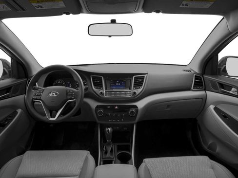 Used 2018 Hyundai Tucson Value w/ Cargo Package FWD image 5